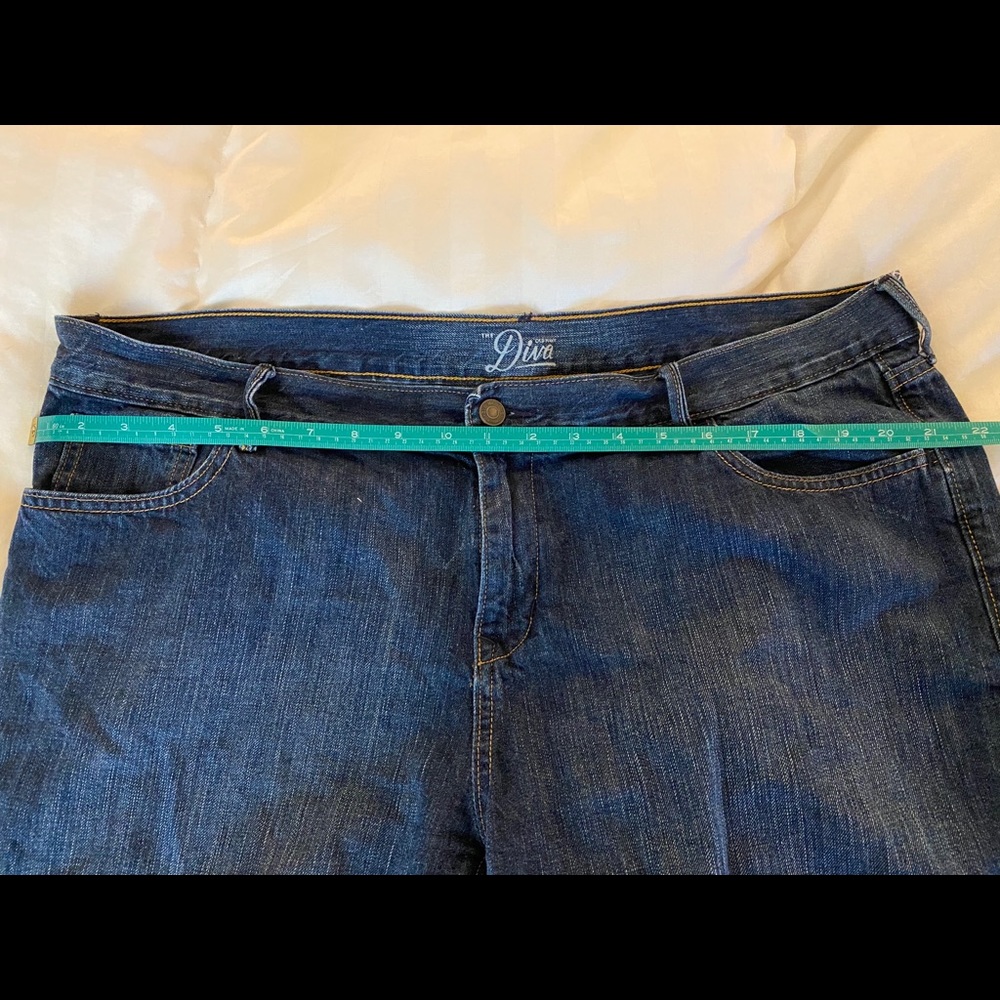 Old Navy Capri The Diva Cut size 18 - Picture 3 of 6